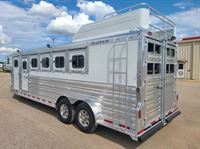 2026 4 horse Platinum Coach SIDE TACK and Drop Down Windows!!!