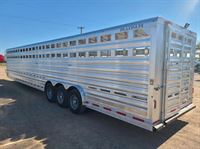 2026 Stock horse Platinum Coach 8 wide x 40 long x 7 TALL with 4 sections!