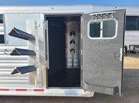 2026 6 horse Platinum Coach 22' Stock Combo 7'6" wide..SWING OUT SADDLE RACK!