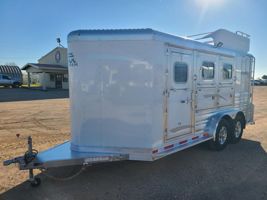 2026 3 horse Platinum Coach 3 Horse Bumper Pull MANGERS