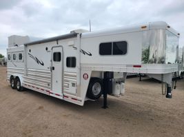 2015 3 horse Platinum Coach Outlaw 3HGN w/ 11'4" SW OUTLAW Onan 4.0