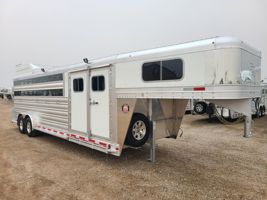 2026 6 horse Platinum Coach PERFECT SIDE TACK, HAUL 4, 5, OR 6!!