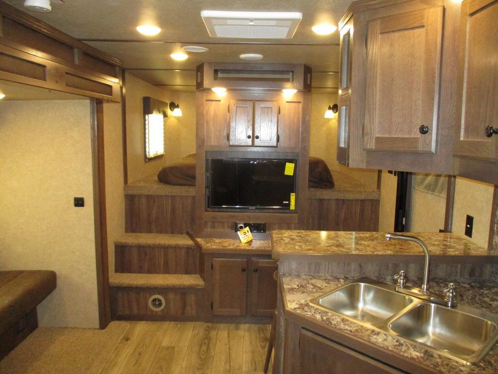 Trailer Photo 14