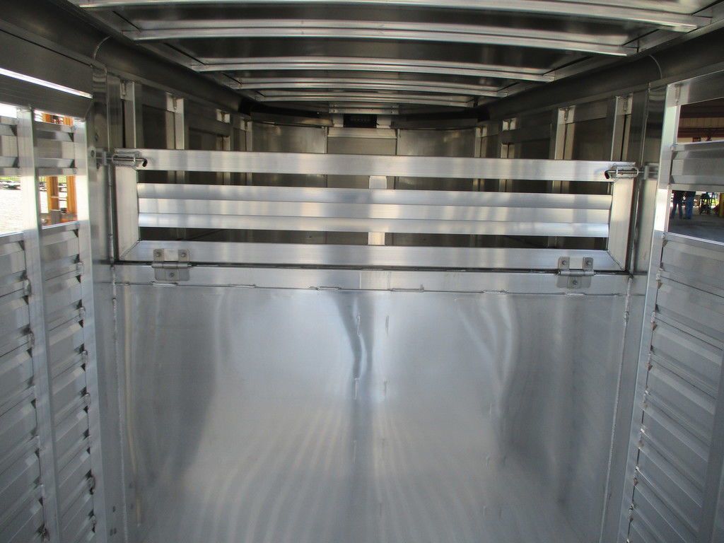 Trailer Photo 9