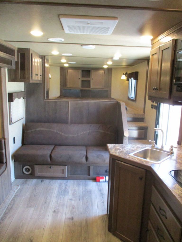 Trailer Photo 26