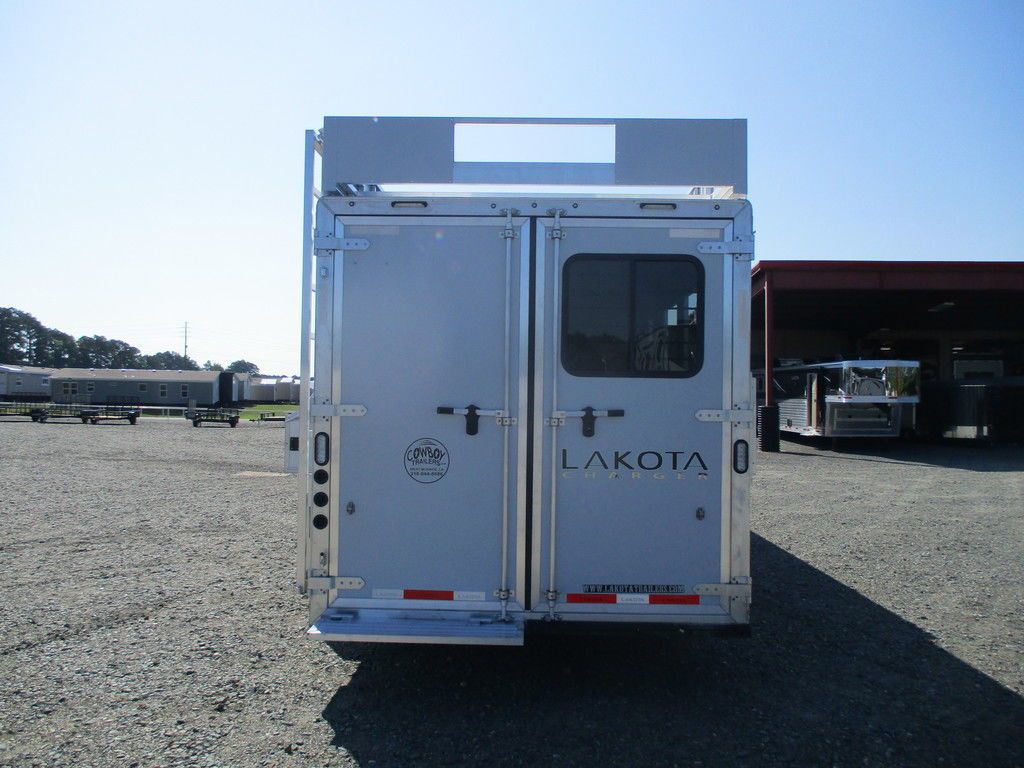 Trailer Photo 7