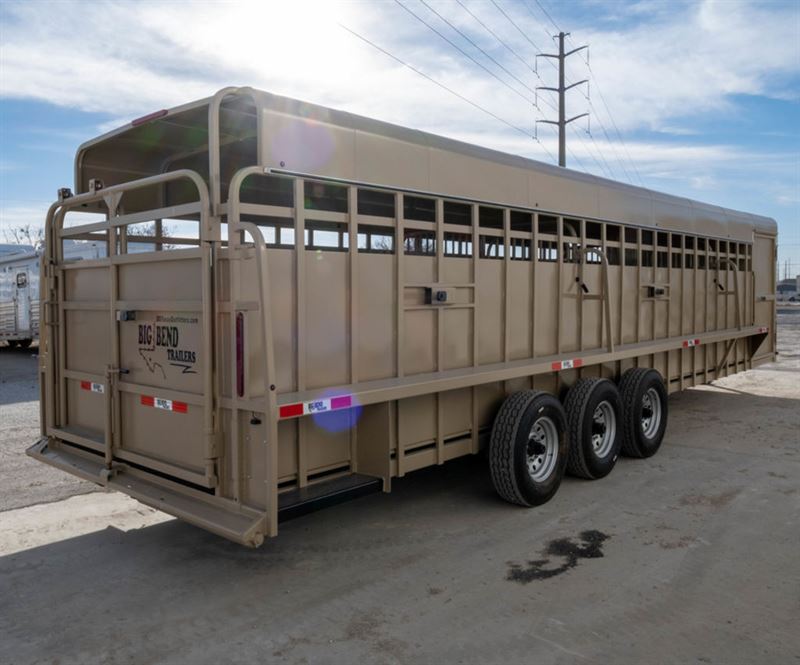 2023 Big Bend Trailers 32 Ft Stock Combo With Cleated Rubber Floor