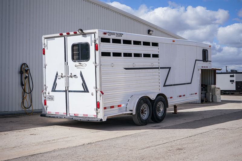 2001 Cherokee 3 Horse Trailer