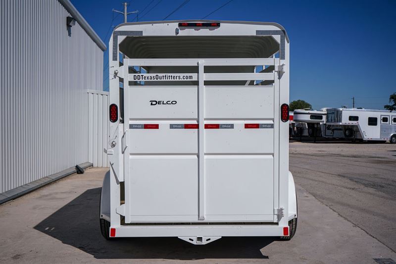 2023 Delco 3 horse trailer