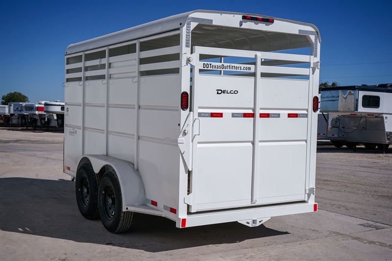 2023 Delco 3 horse trailer