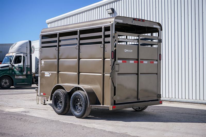 2023 Delco 2 horse trailer