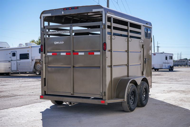2023 Delco 2 horse trailer