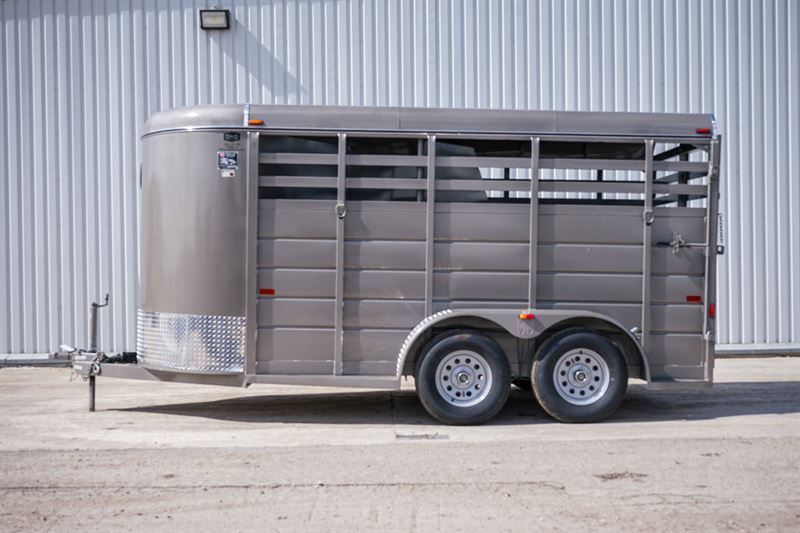 2024 W-W 2 horse trailer