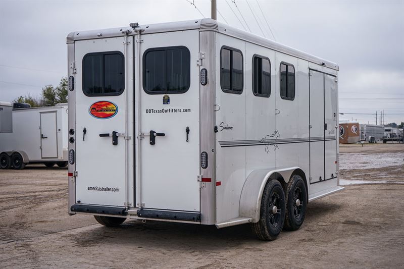 2024 Sundowner 3 horse trailer