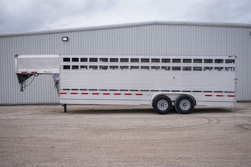 2024 Eby 24 ft maverick stock trailer