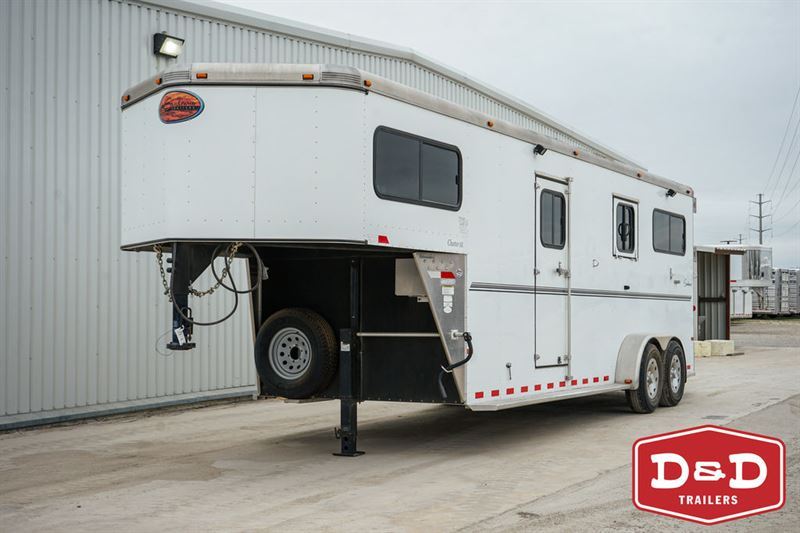 2013 Sundowner 2 horse trailer