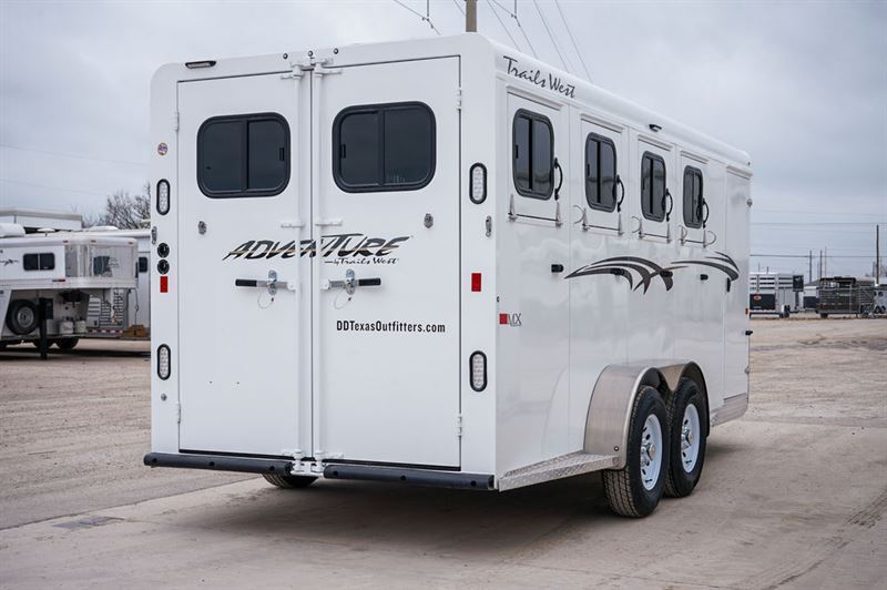 2024 Trails West adventure mx ll 4 horse