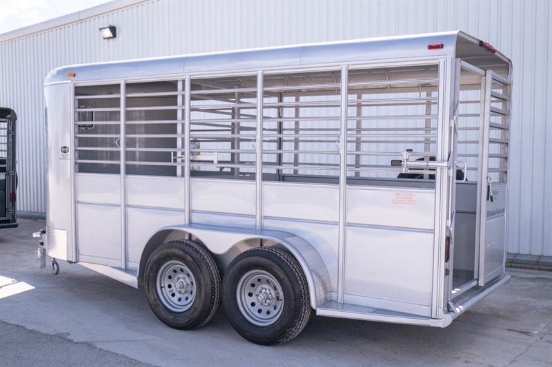 2025 Calico 16 ft stock trailers