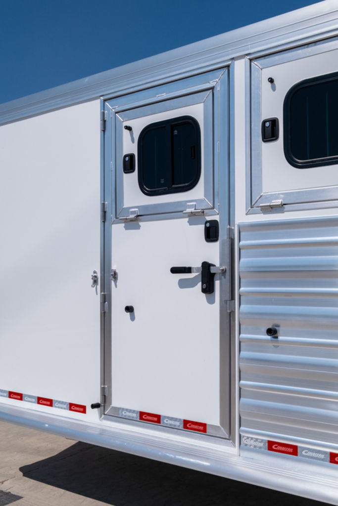 Trailer Photo 11