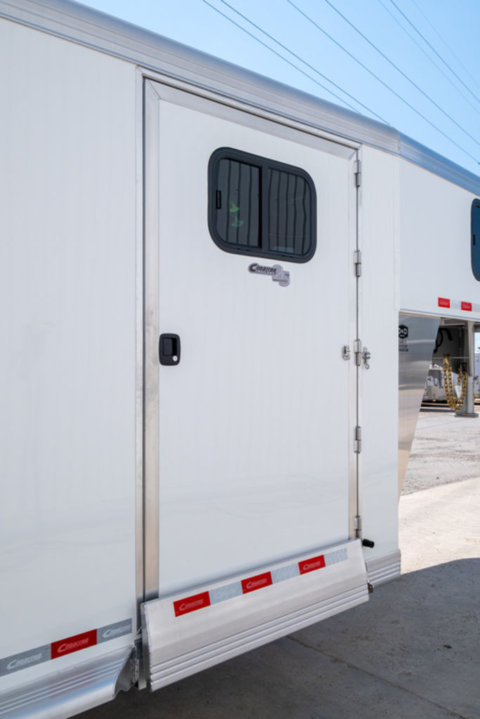 Trailer Photo 7