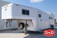 2002 Stock horse Elite Trailers 2 Horse Living Quarters Trailer