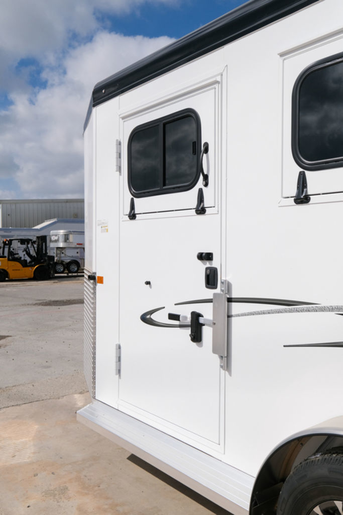 2026 Trails West 2 horse classic ii trailer