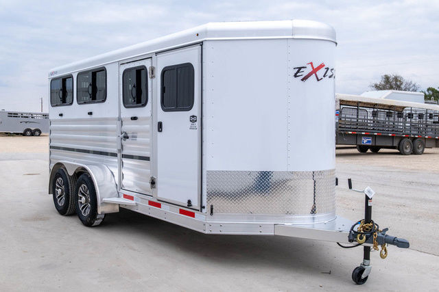 2026 Exiss 6 pen exhibitor mini low pro trailer