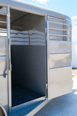 Trailer Photo 10