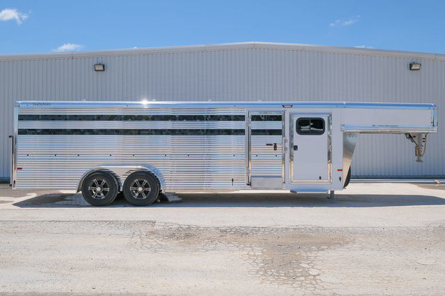 2027 Sundowner 10 pen low pro trailer