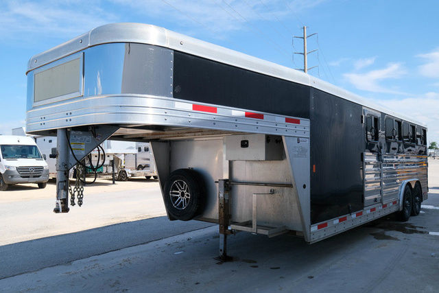 2019 Exiss 8 pen exhibitor low pro trailer