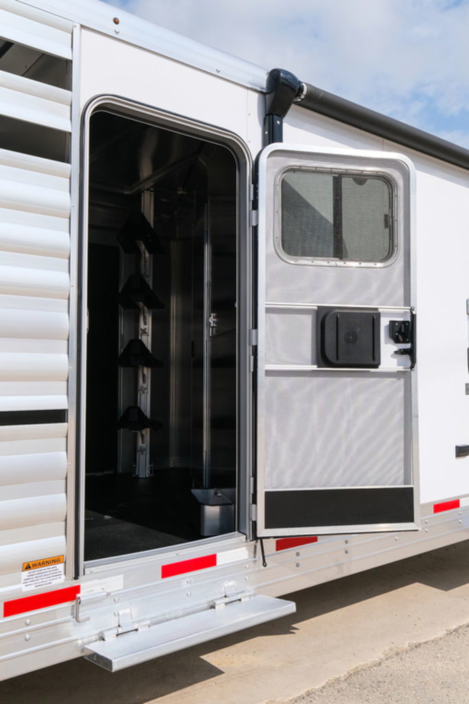 Trailer Photo 19