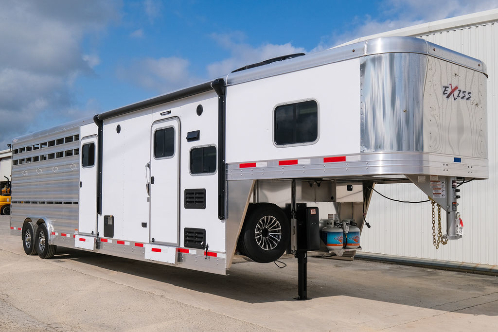 Trailer Photo 2