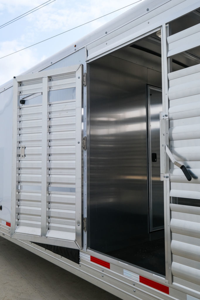 Trailer Photo 25