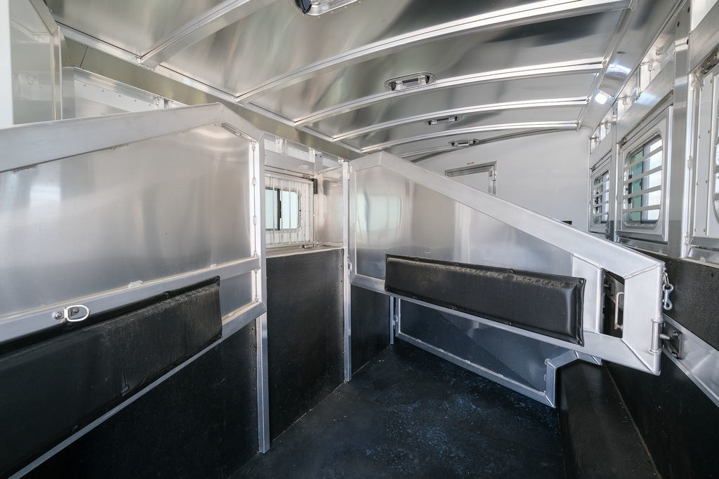 Trailer Photo 29