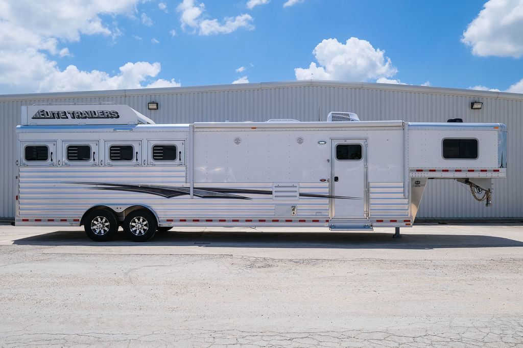 Trailer Photo 4