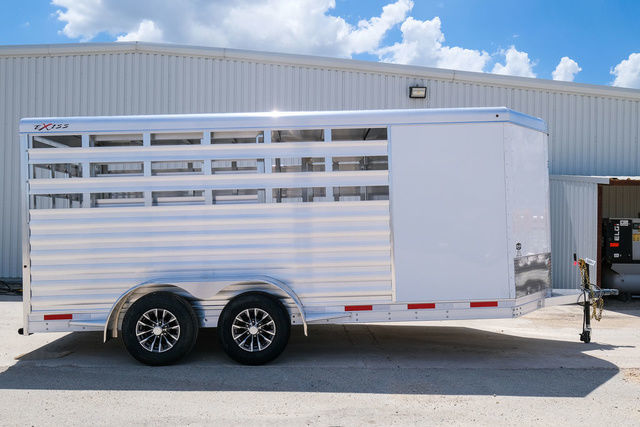 Trailer Photo 2