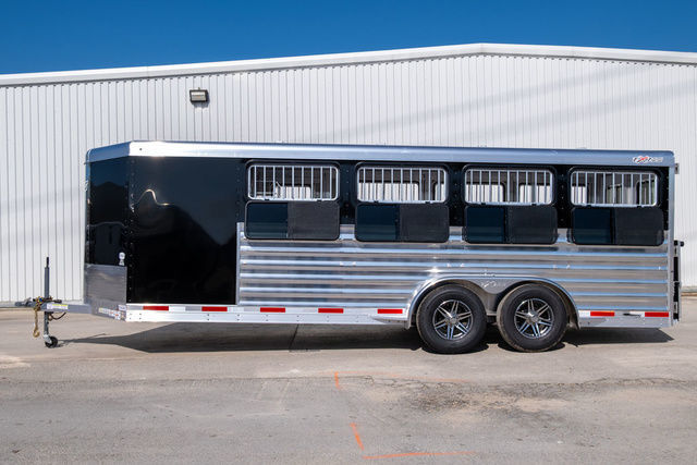 Trailer Photo 2