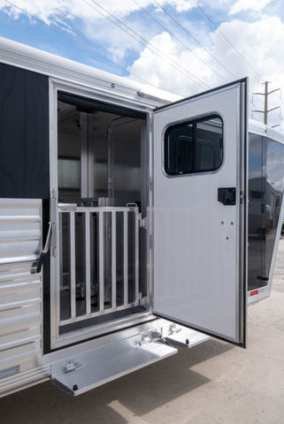 Trailer Photo 11