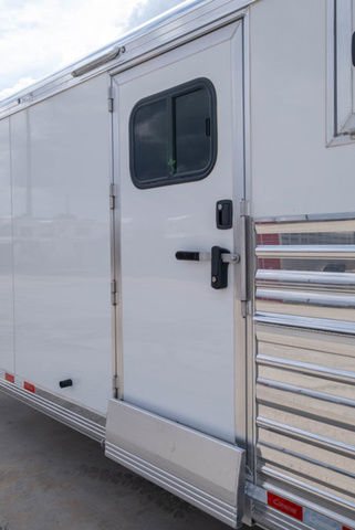 Trailer Photo 7