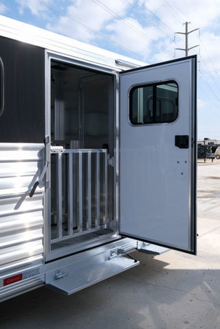 Trailer Photo 9