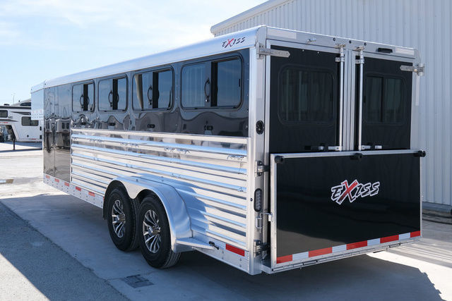 Trailer Photo 3