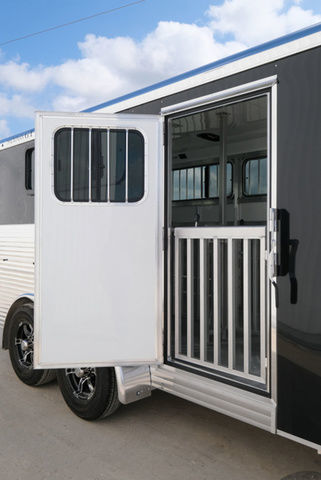 Trailer Photo 10