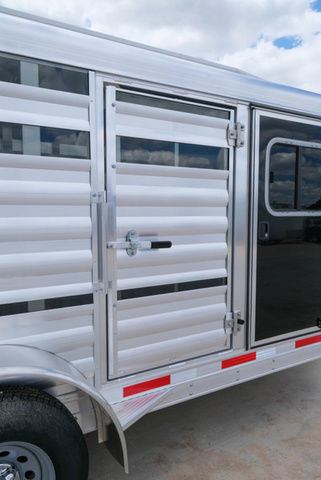 Trailer Photo 9