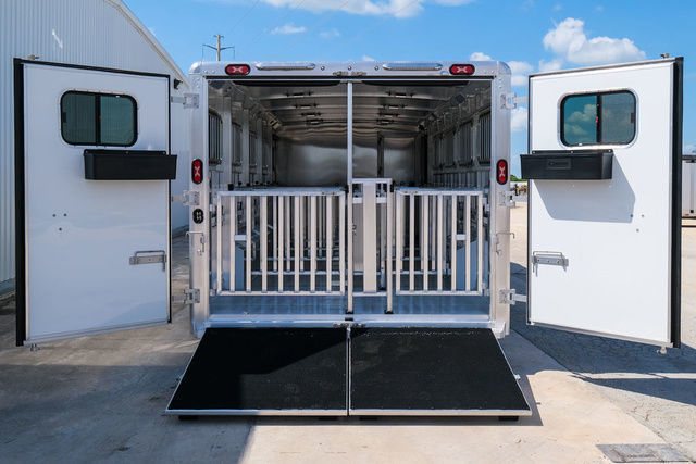Trailer Photo 18