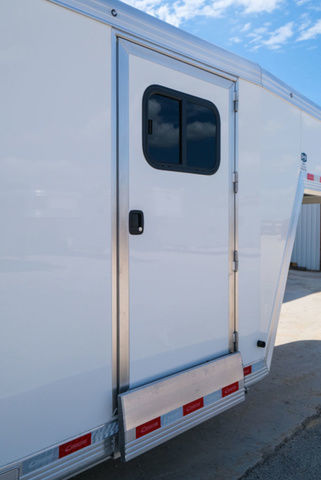 Trailer Photo 9