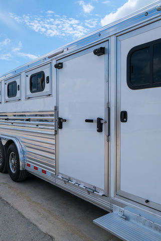 Trailer Photo 14