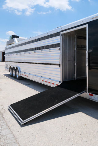 Trailer Photo 10