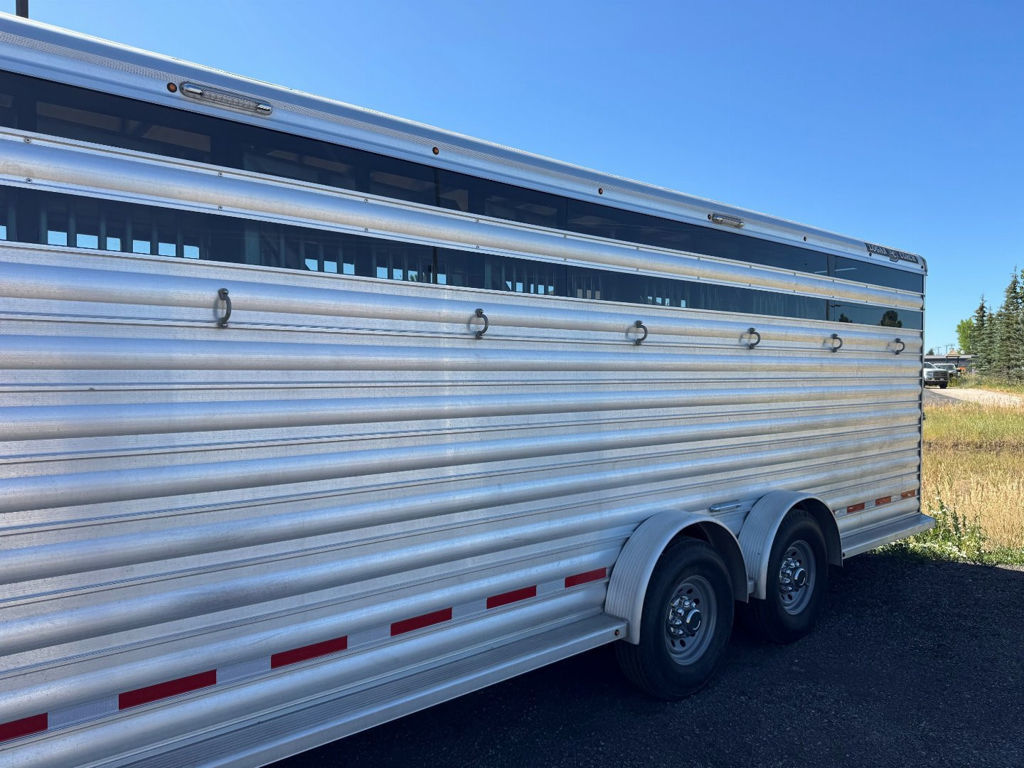 Trailer Photo 10