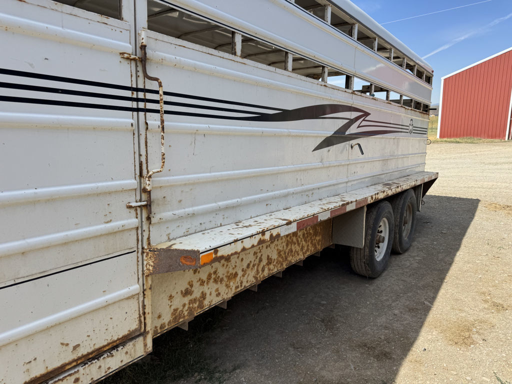 Trailer Photo 2