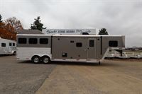 2015  horse Merhow Trailers 3 Horse LQ W/Slide-out